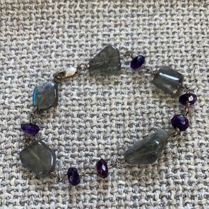 Vintage labradorite and amethyst beads bracelet with silver clasp